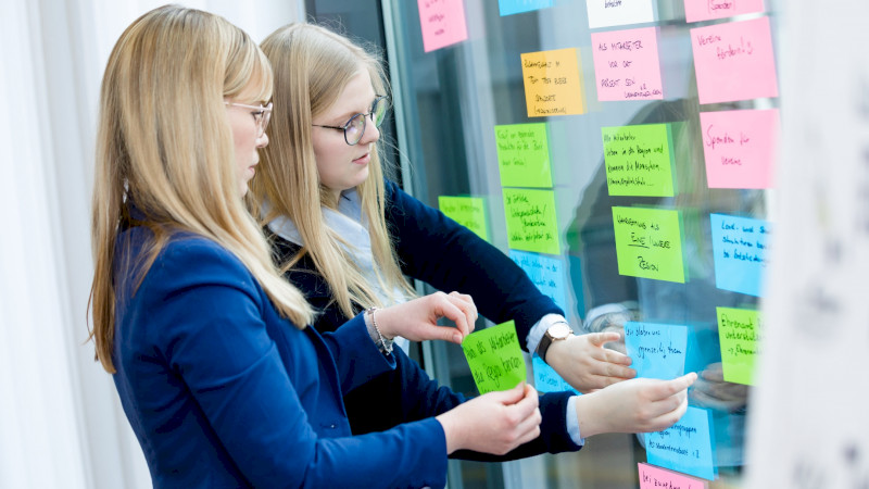 Weiterbildungen und Mitarbeiterschulungen